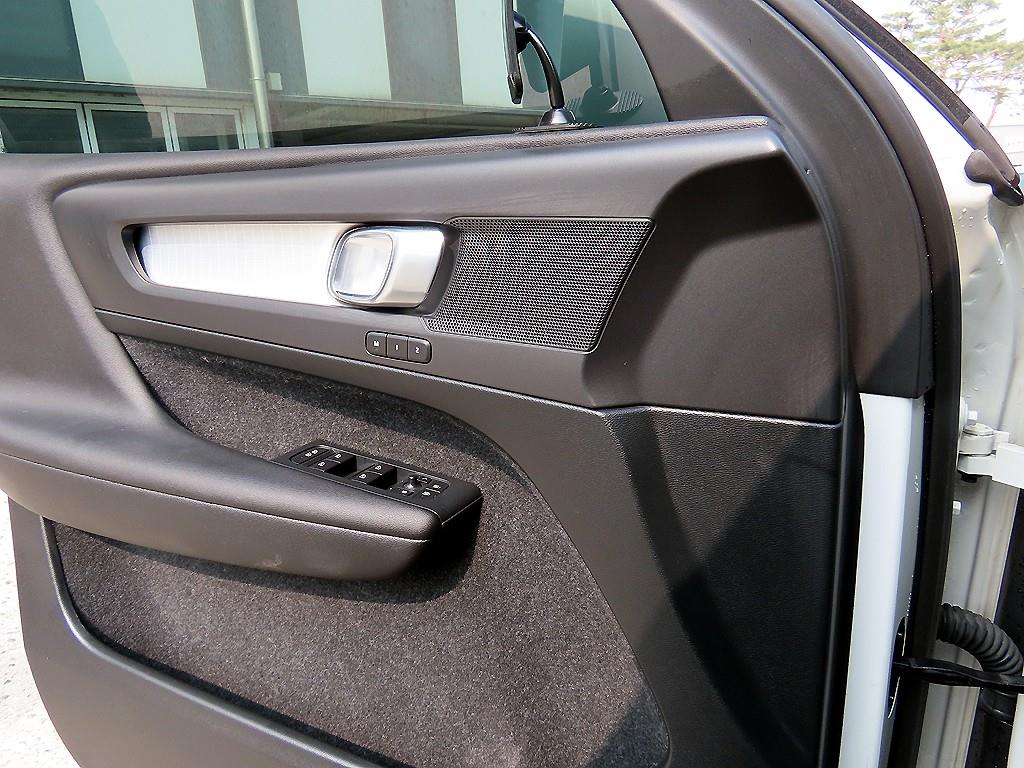 Volvo XC40 - Vista 11