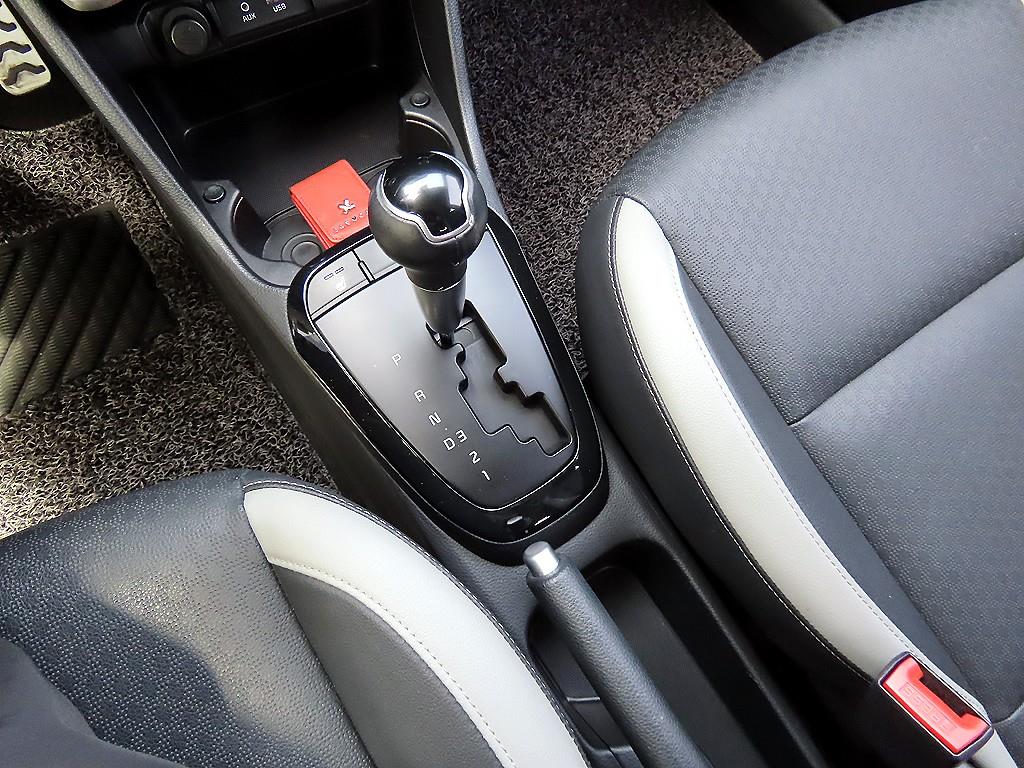 KIA Morning - Vista 10