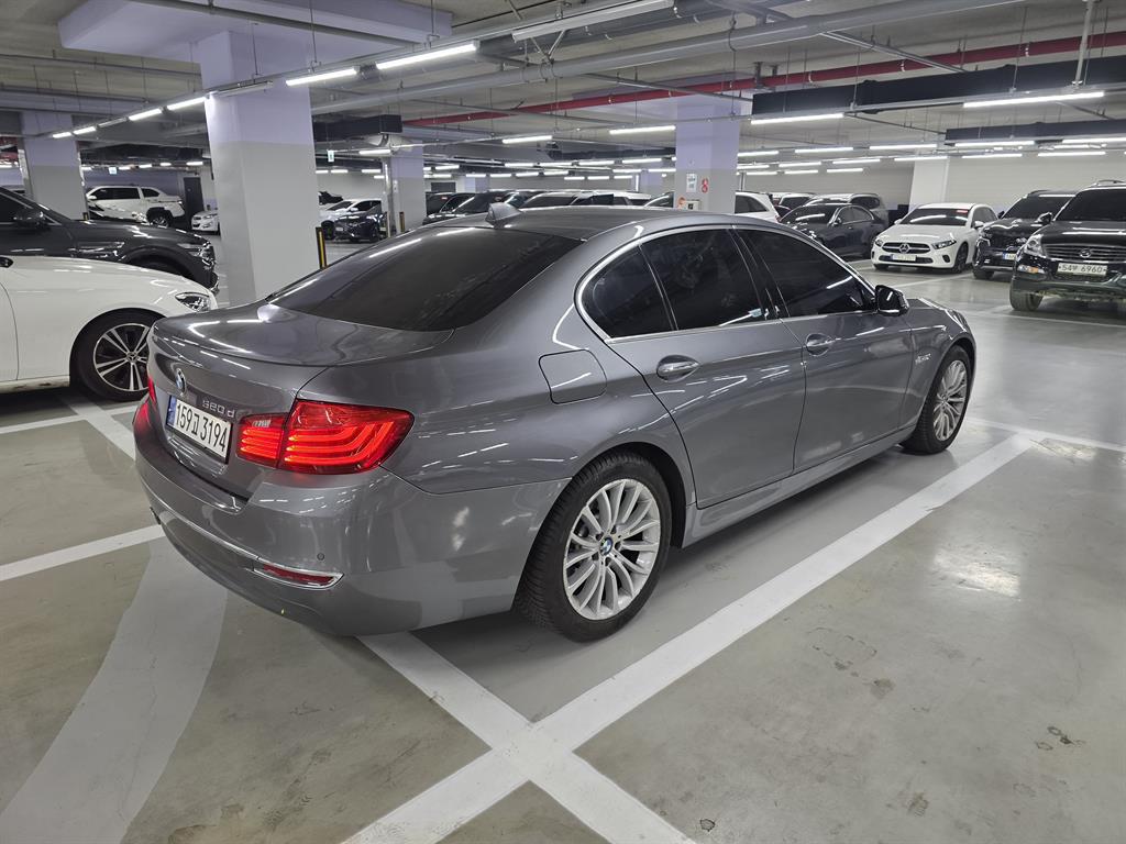 BMW 5 Series - Vista 7