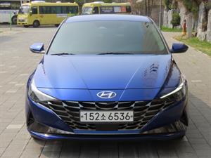 HYUNDAI Avante - Vista 2