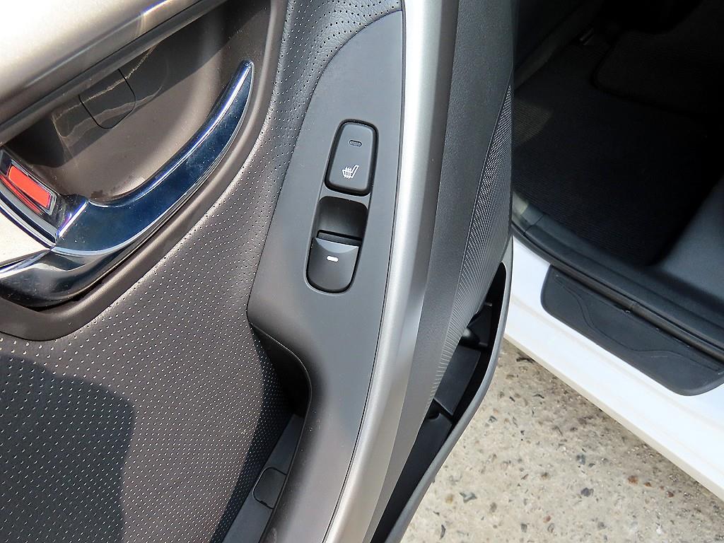 HYUNDAI Avante 2014 Blanco - Importación desde Corea - HF Imports Iquique - Foto 17