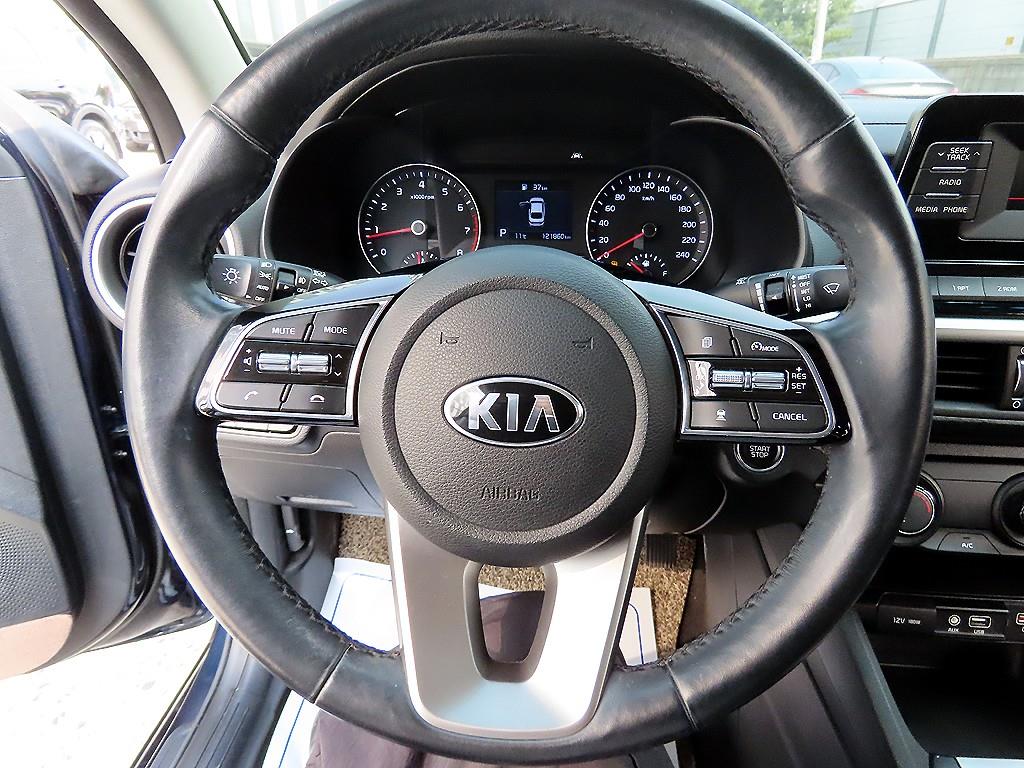 KIA K3 - Vista 8