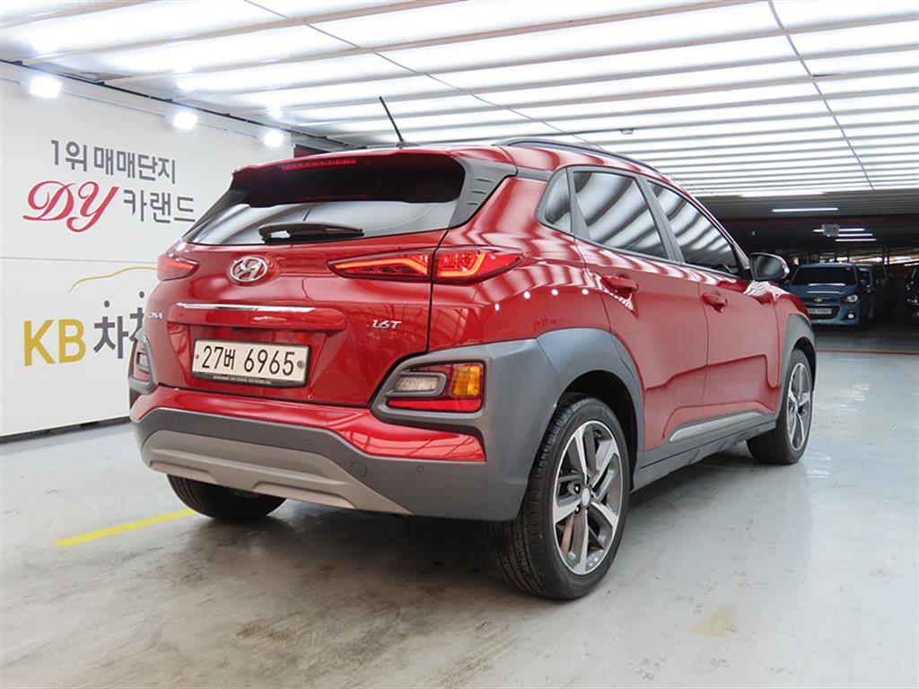 HYUNDAI Kona - Vista 4