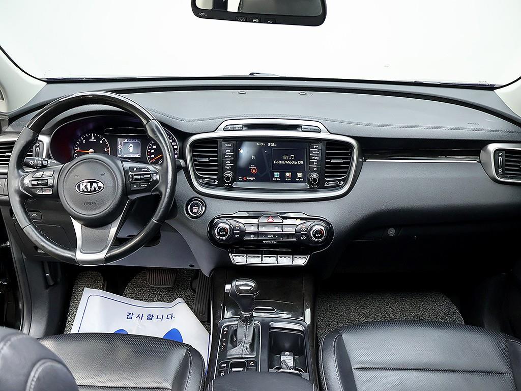 KIA Sorento - Vista 9