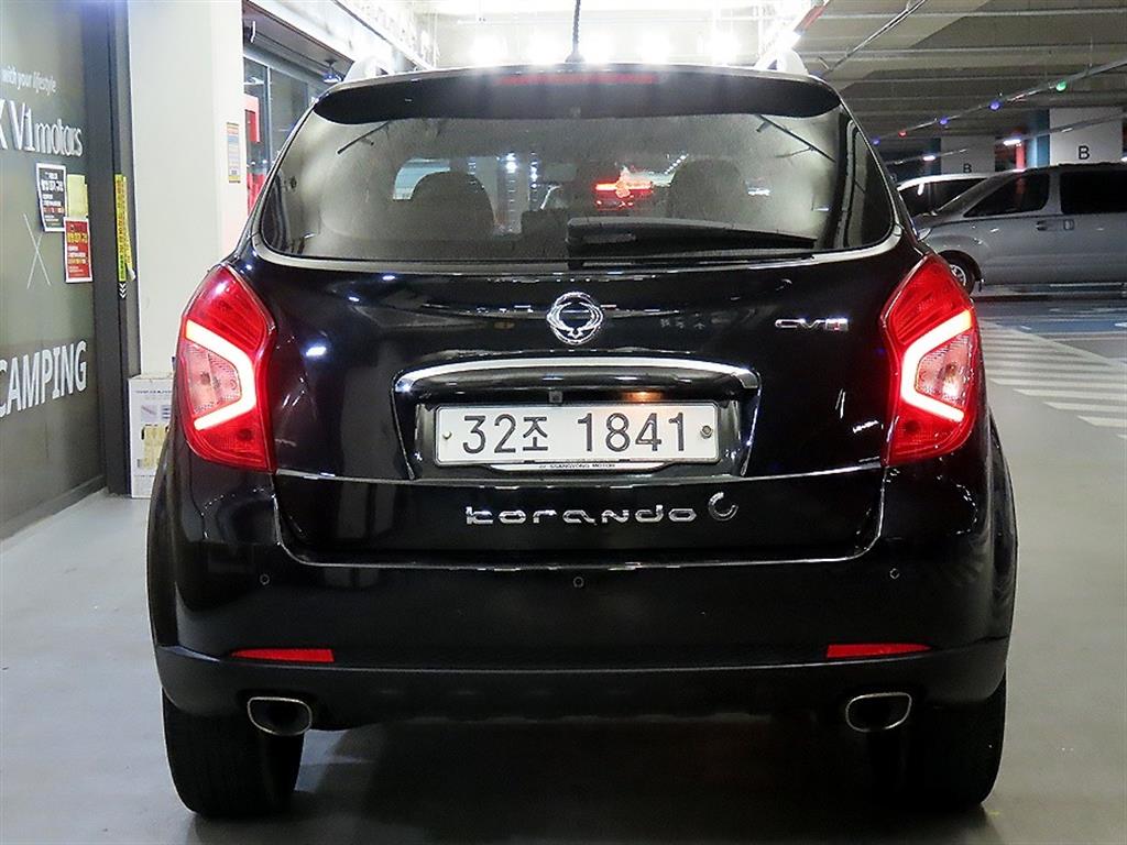 Ssangyong Korando - Vista 5