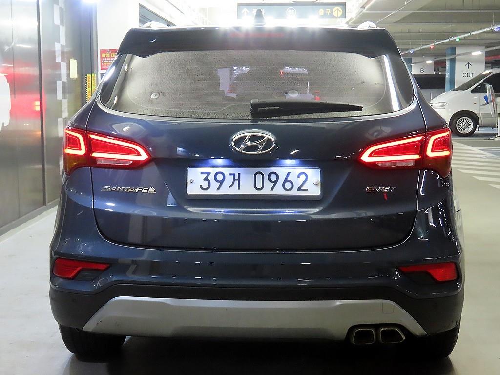 HYUNDAI Santa Fe - Vista 5