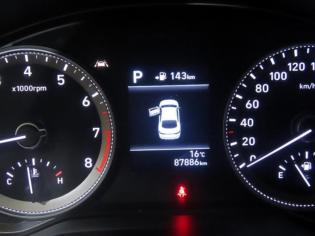 HYUNDAI Grandeur - Vista 9