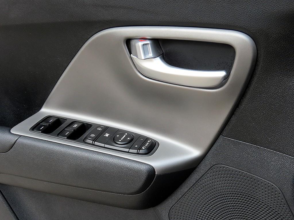 KIA Niro - Vista 11