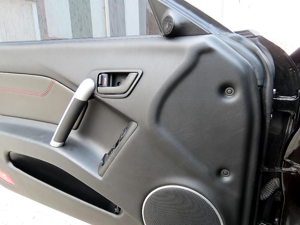 HYUNDAI Tuscani - Vista 11