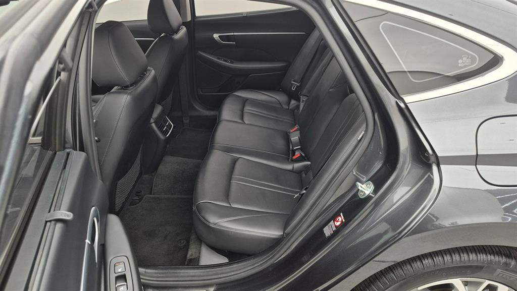 HYUNDAI Sonata - Vista 6