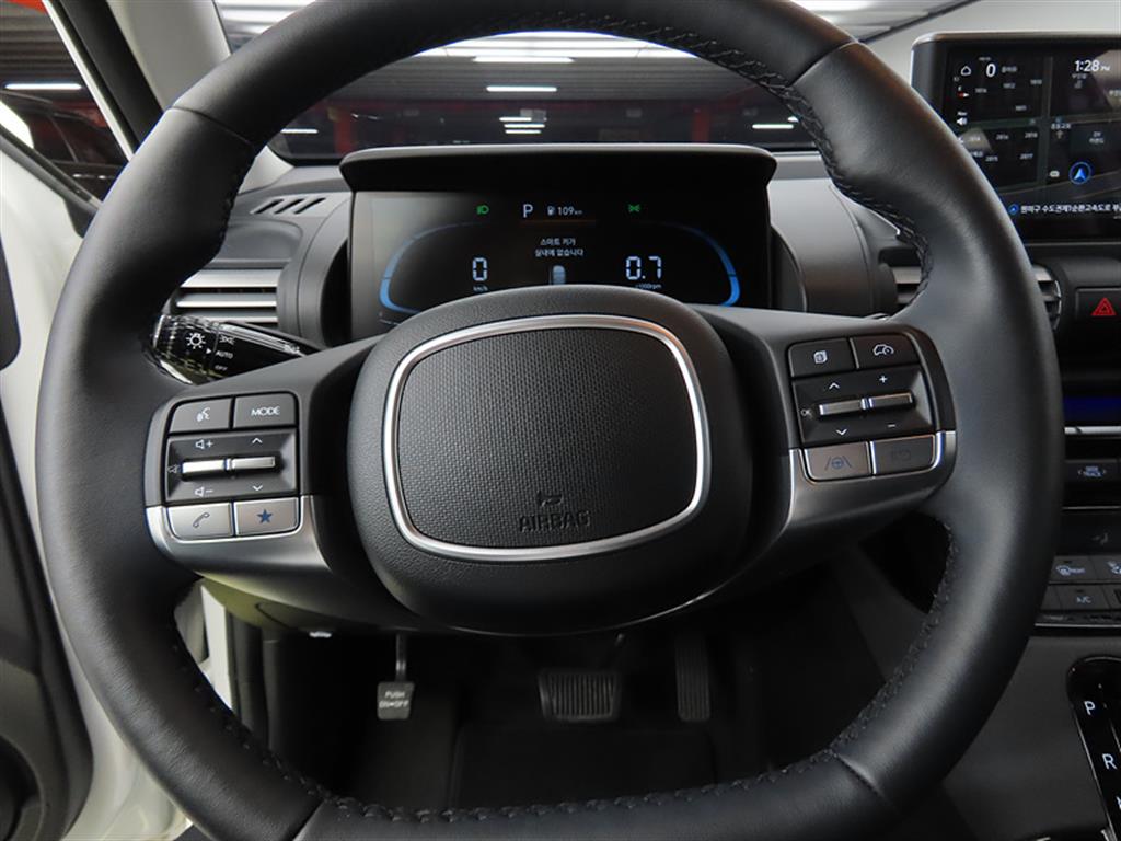 HYUNDAI Casper - Vista 8