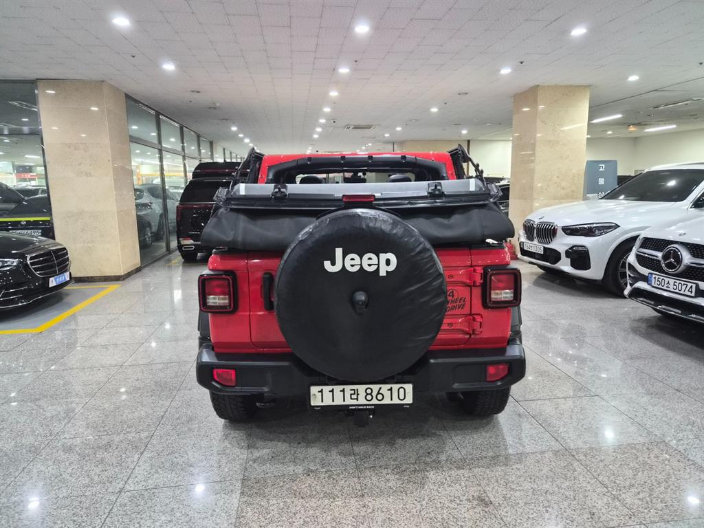 Jeep Wrangler - Vista 6