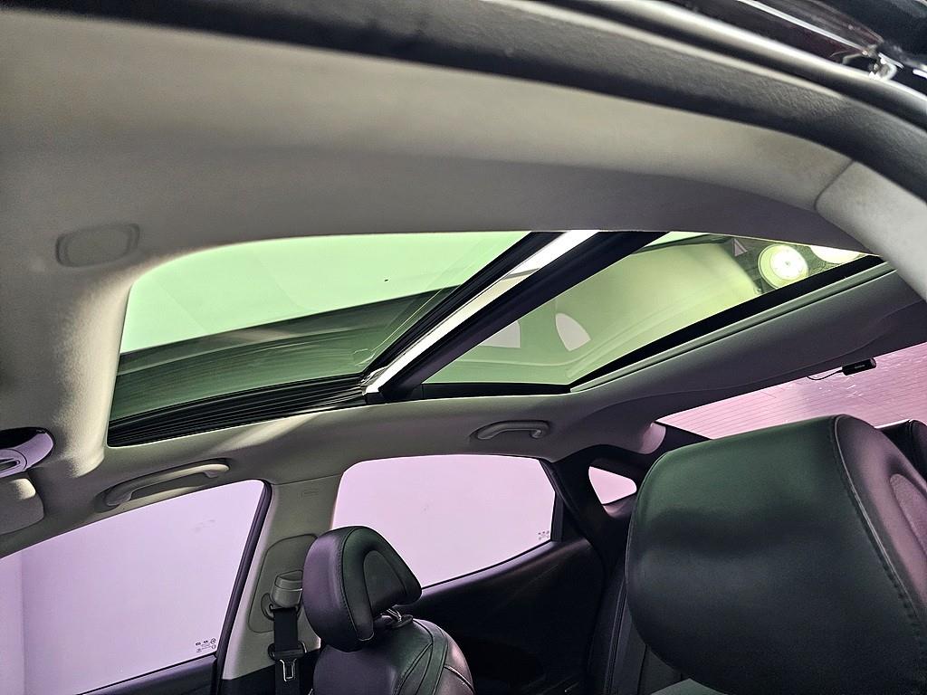 HYUNDAI Grandeur - Vista 10