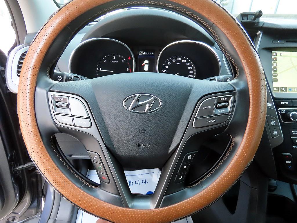 HYUNDAI Santa Fe - Vista 8