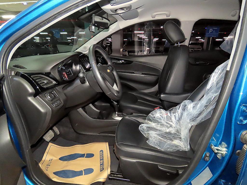 Chevrolet Spark - Vista 6