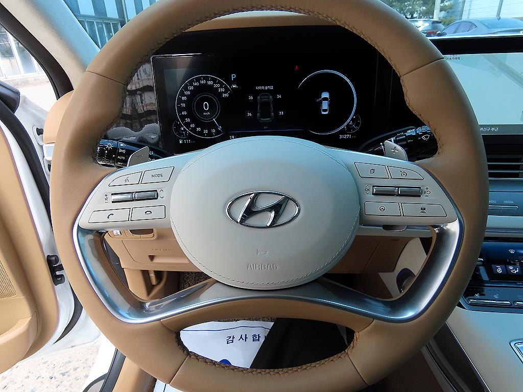 HYUNDAI Grandeur - Vista 8