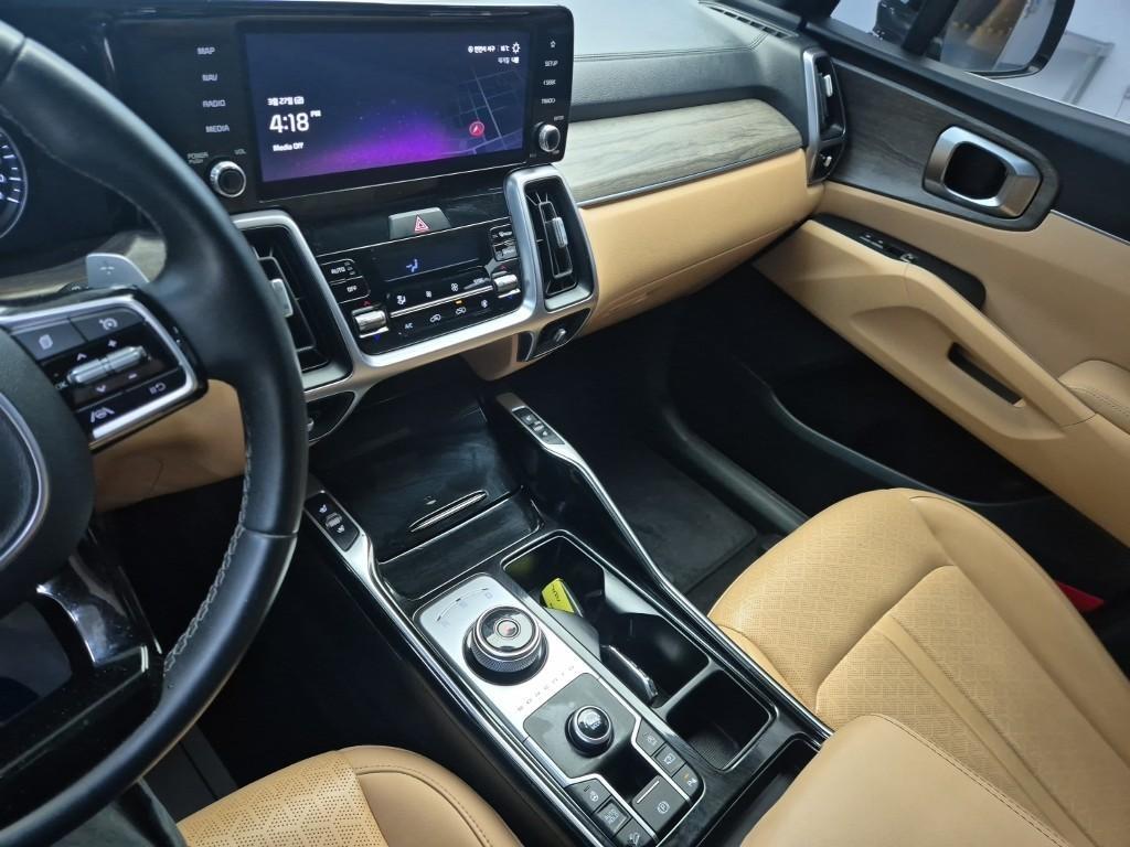 KIA Sorento - Vista 10