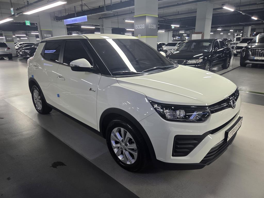 Ssangyong Tivoli - Vista 6