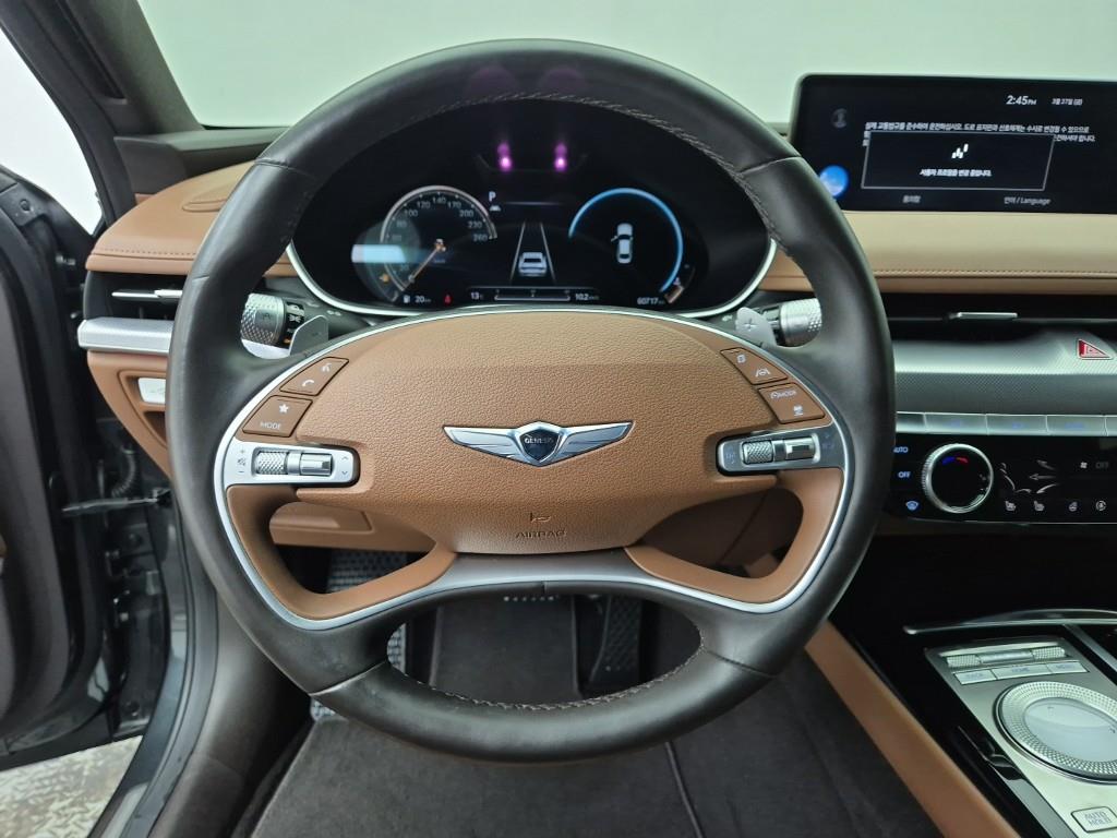 Genesis G80 - Vista 9