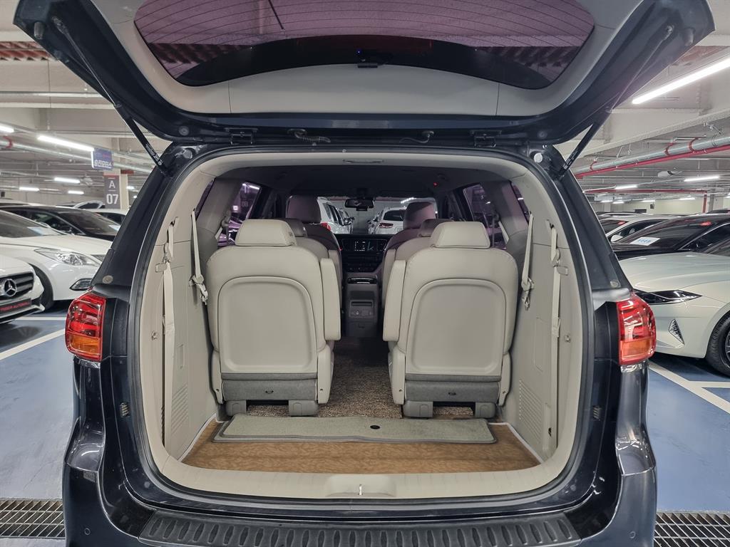 KIA Carnival 2020 Gris - Importación desde Corea - HF Imports Iquique - Foto 18