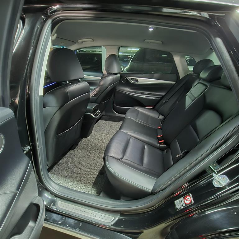 HYUNDAI Grandeur - Vista 8