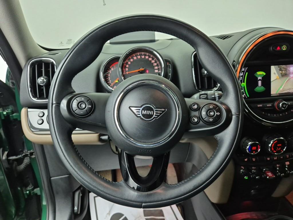 Mini Countryman - Vista 9