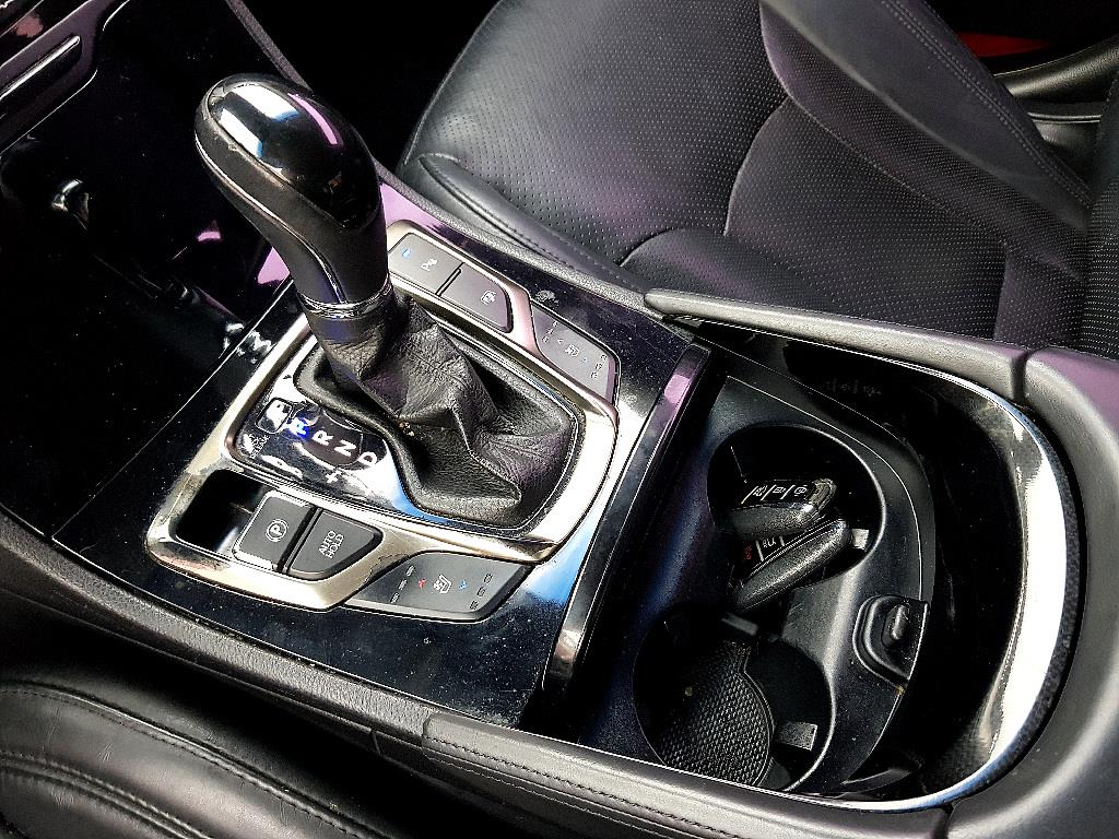 HYUNDAI Grandeur - Vista 12