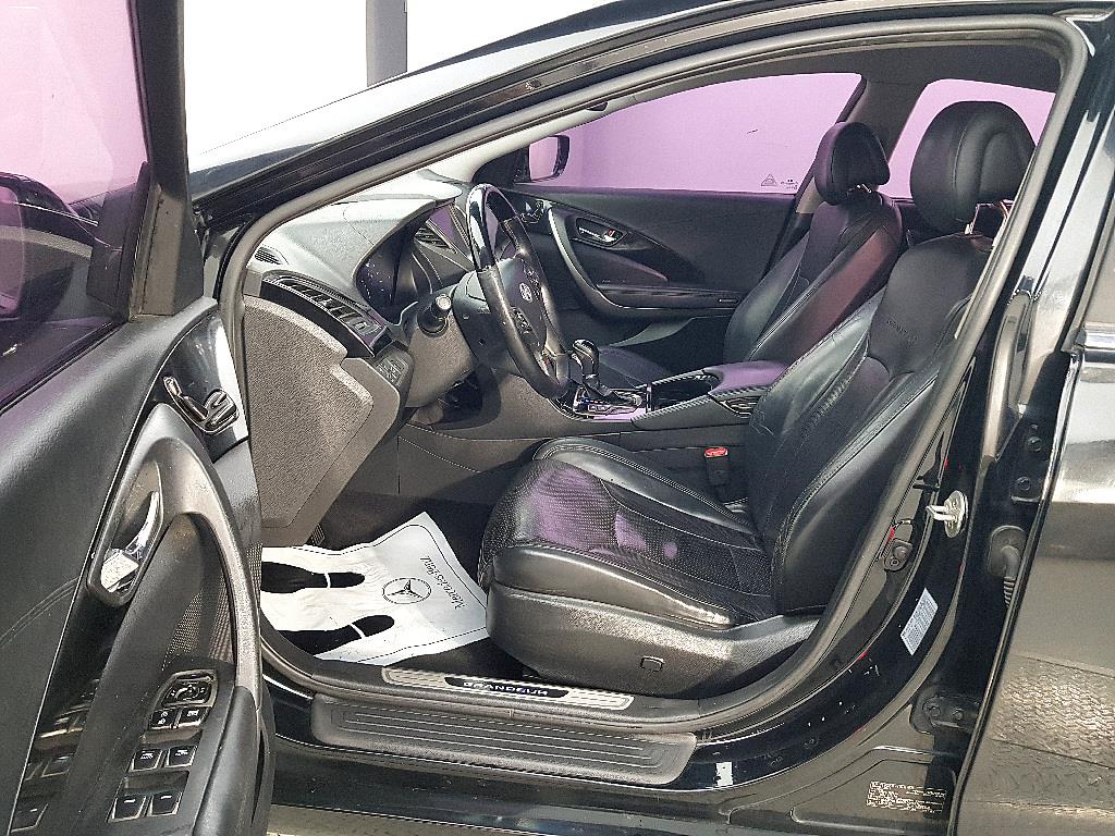 HYUNDAI Grandeur - Vista 8