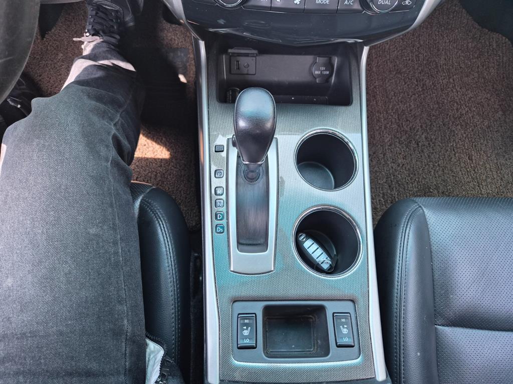 Nissan Altima - Vista 12