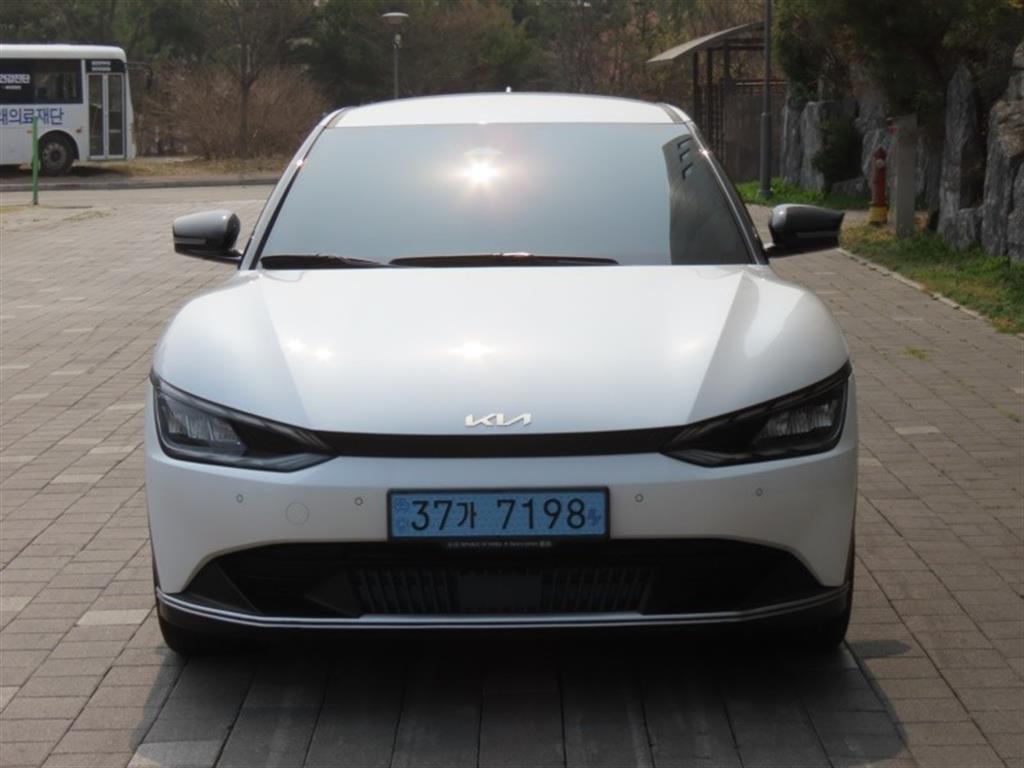 KIA EV6 2024 - Importación desde Corea - HF Imports Iquique - Foto 1