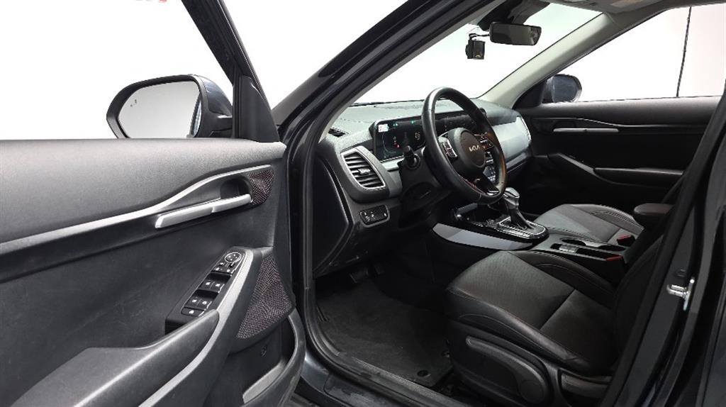 KIA Seltos - Vista 11