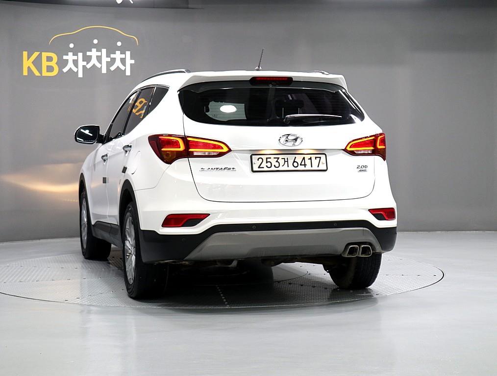 HYUNDAI Santa Fe - Vista 4