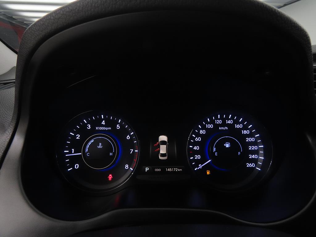 HYUNDAI Grandeur - Vista 9