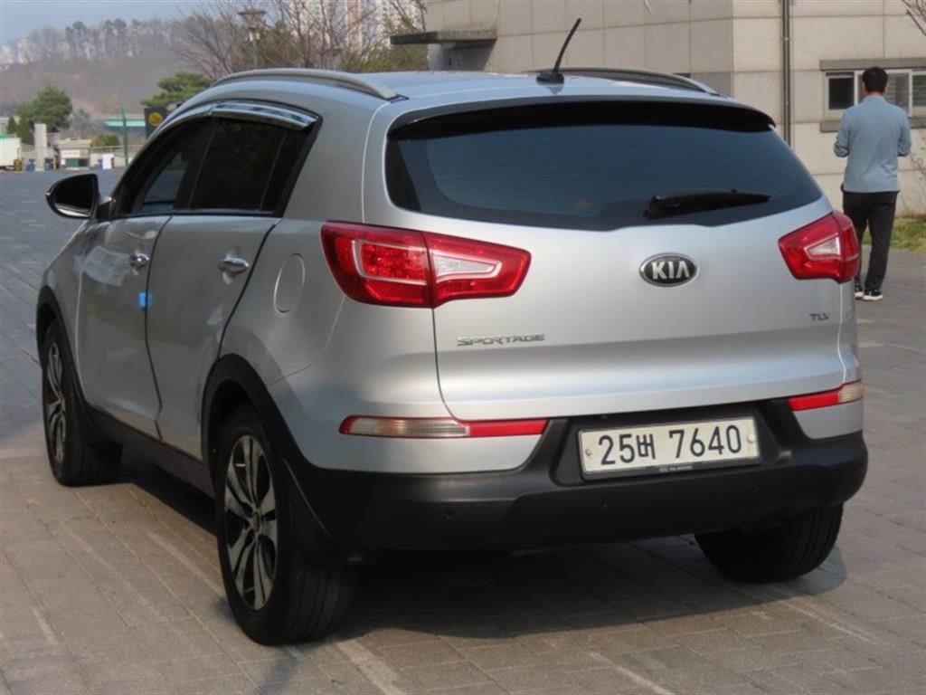 KIA Sportage - Vista 7