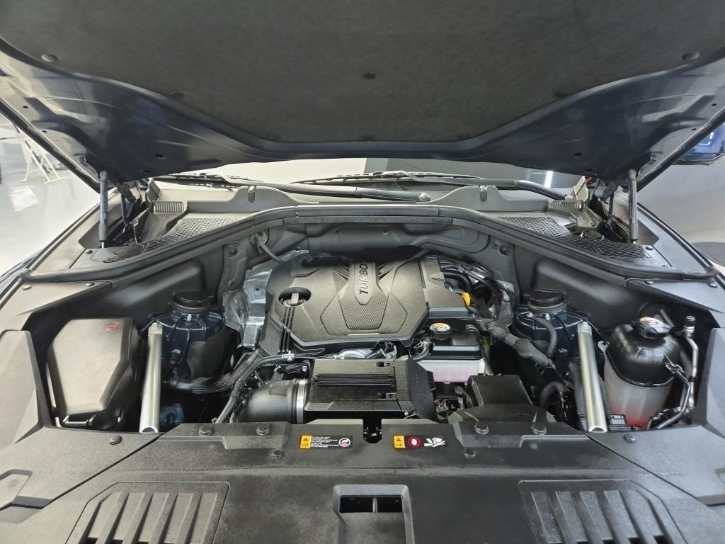 Genesis GV80 - Vista 5