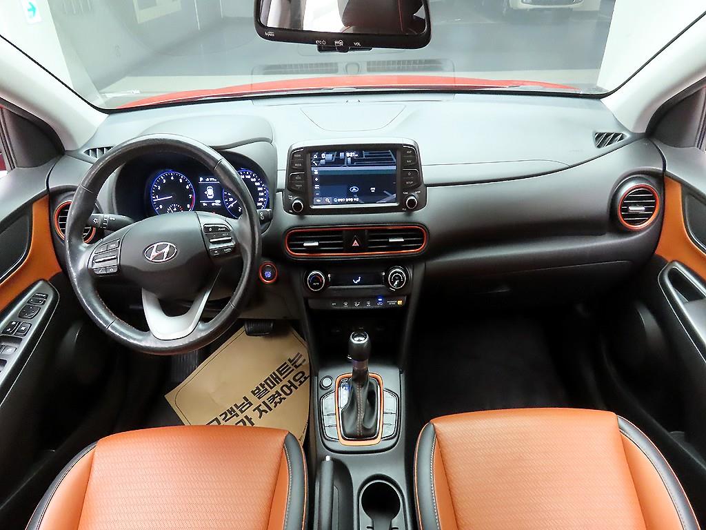 HYUNDAI Kona - Vista 8