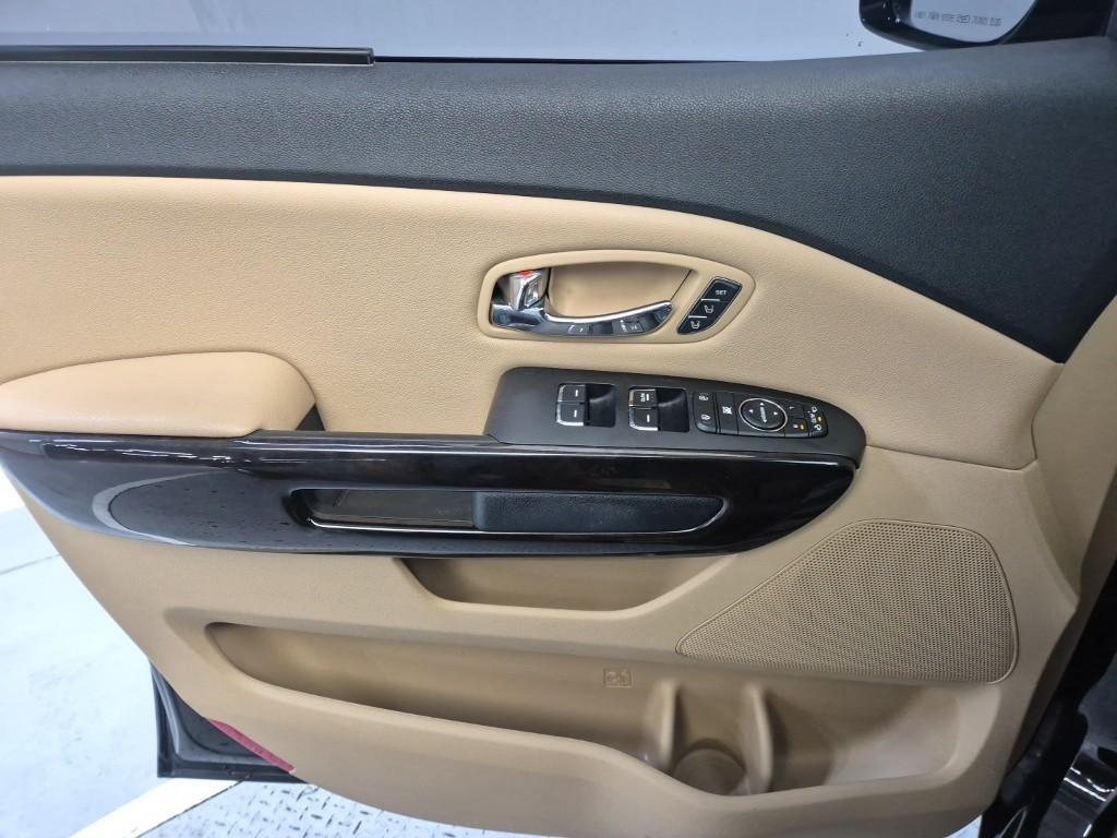 KIA Carnival 2019 Negro - Importación desde Corea - HF Imports Iquique - Foto 16