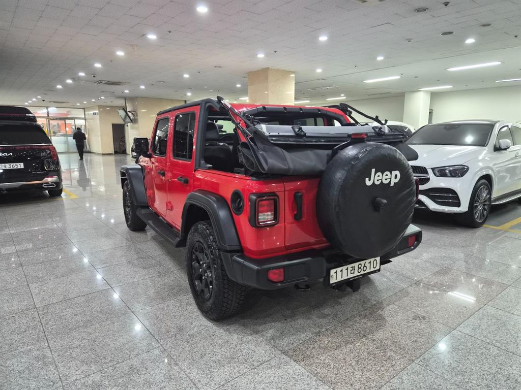 Jeep Wrangler - Vista 5