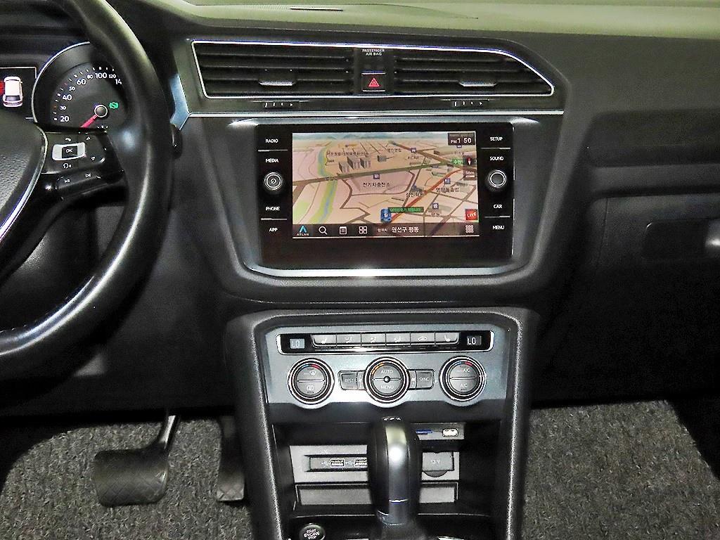 Volkswagen Tiguan - Vista 11