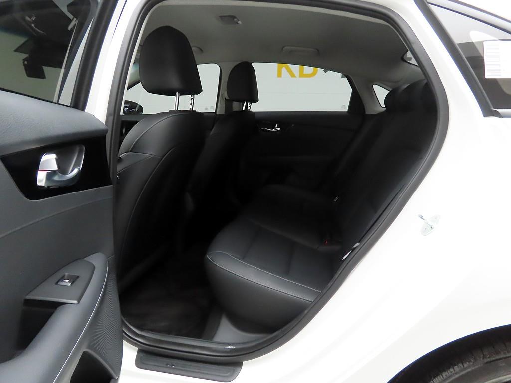 KIA K3 2023 - Importación desde Corea - HF Imports Iquique - Foto 15