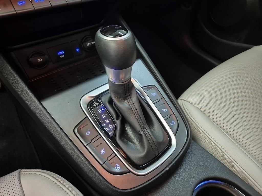 HYUNDAI Kona - Vista 8