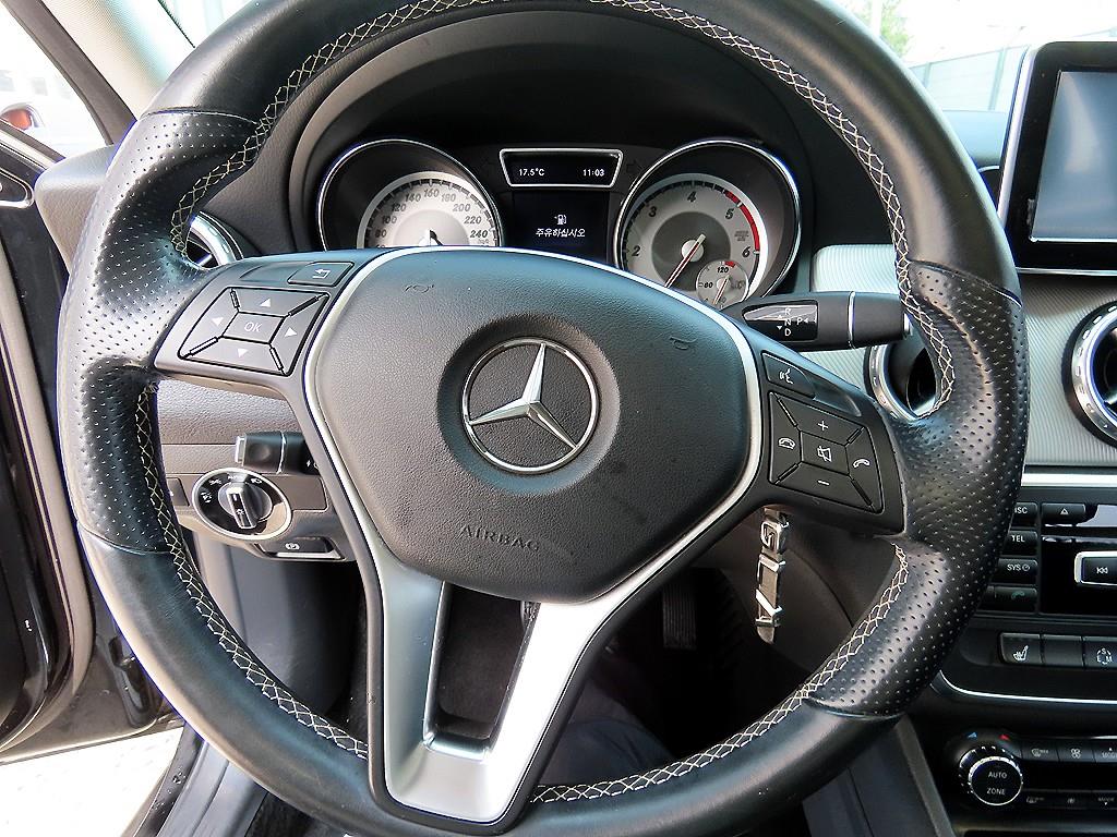 Mercedes Benz GLA Class 2015 - Importación desde Corea - HF Imports Iquique - Foto 13