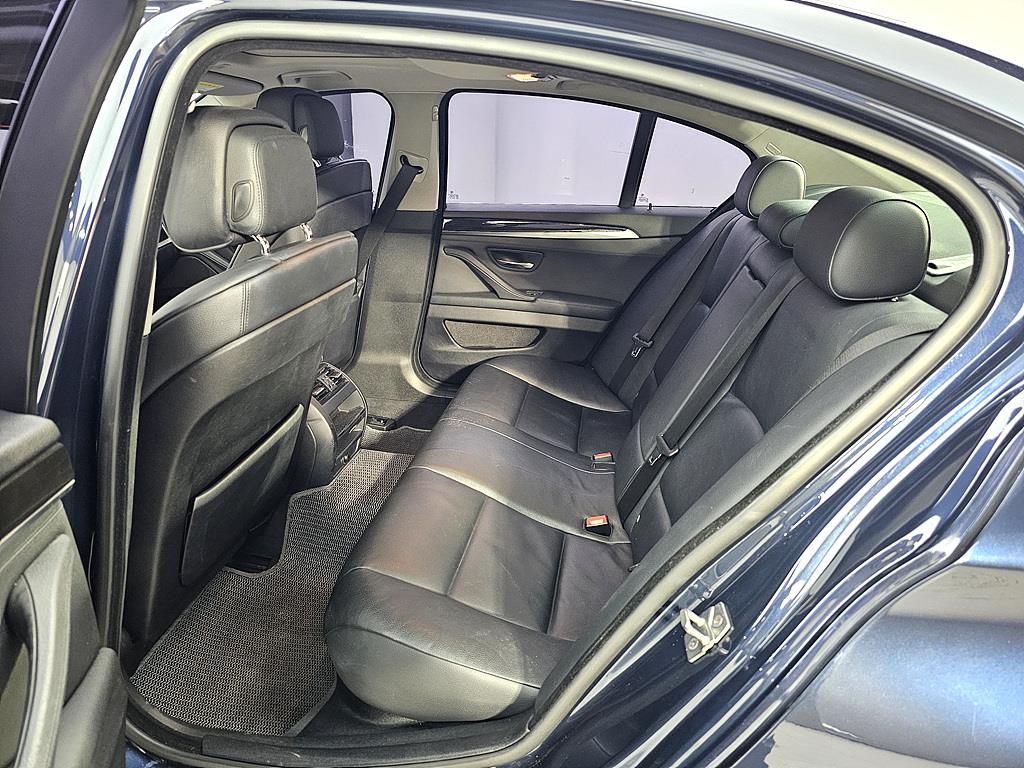 BMW 5 Series - Vista 9