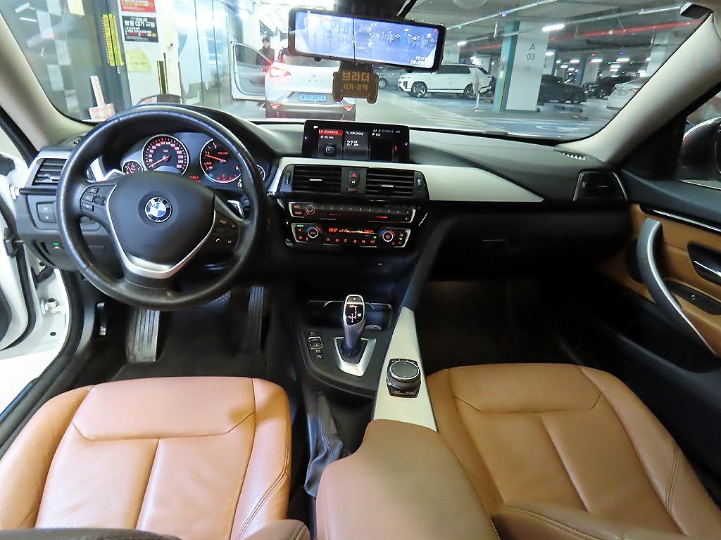 BMW 4 Series - Vista 9