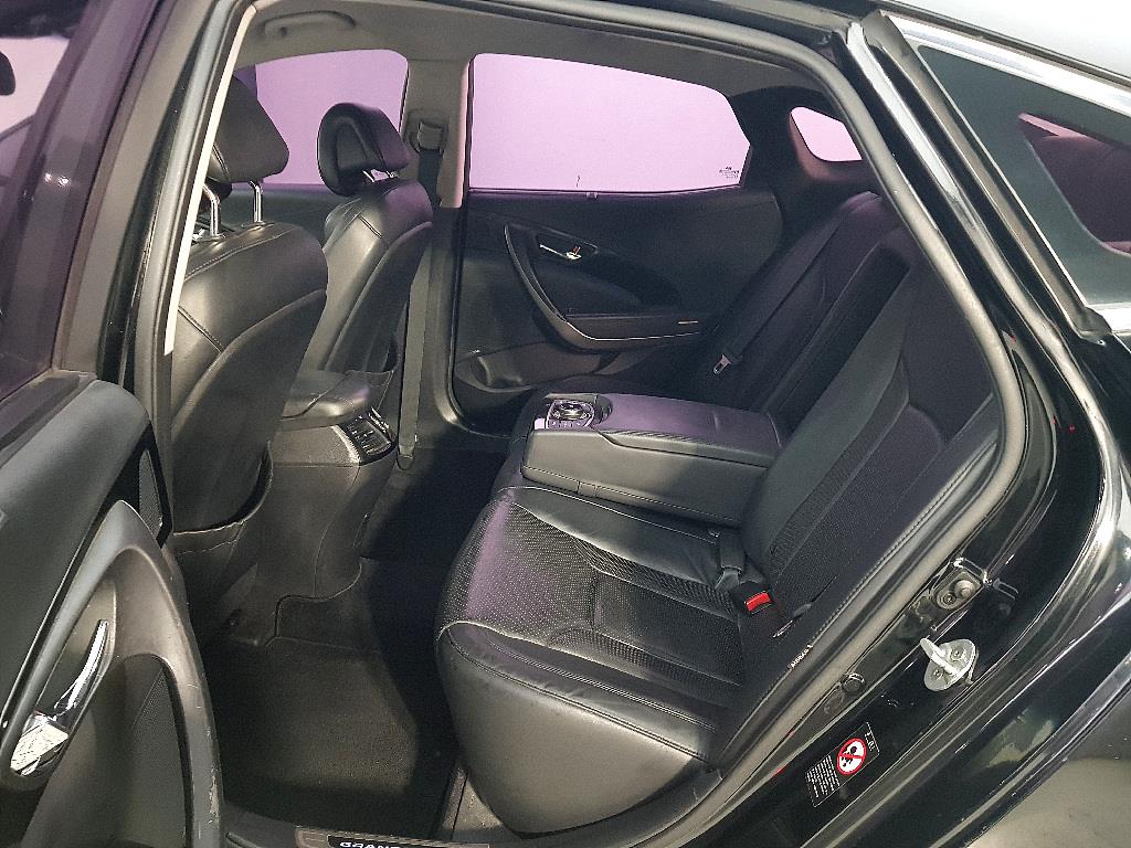 HYUNDAI Grandeur - Vista 9