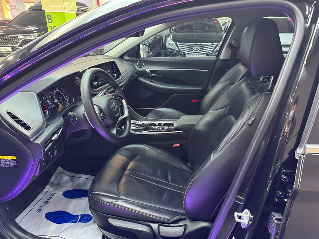 HYUNDAI Sonata - Vista 8