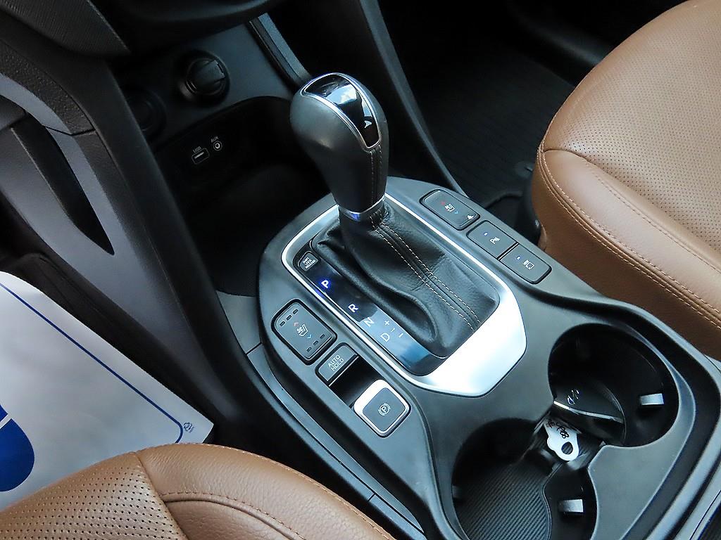 HYUNDAI Santa Fe - Vista 10