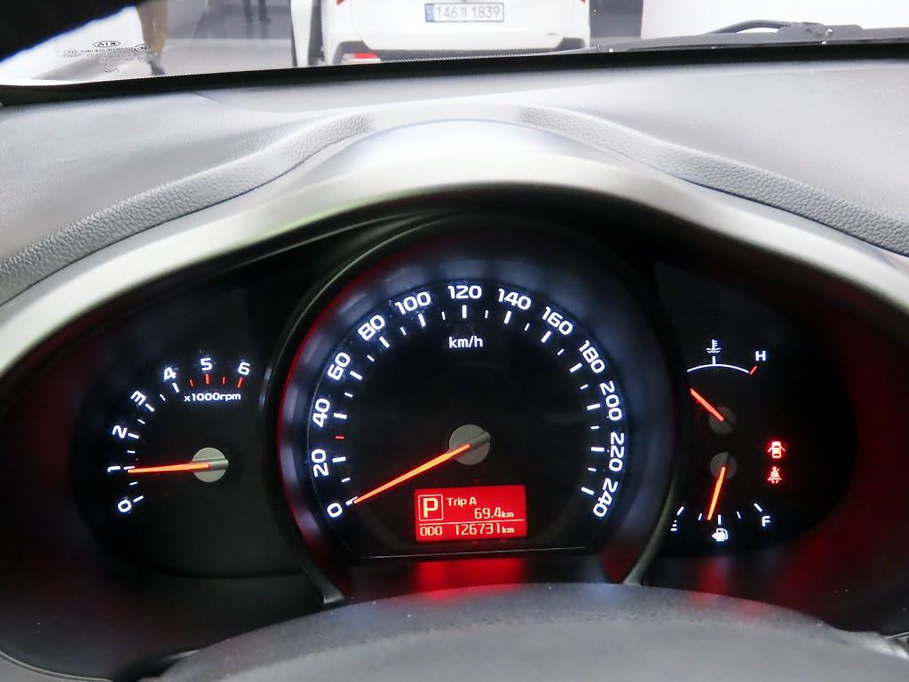 KIA Sportage - Vista 6