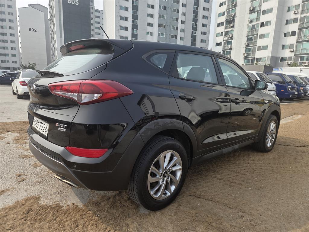 HYUNDAI Tucson - Vista 2