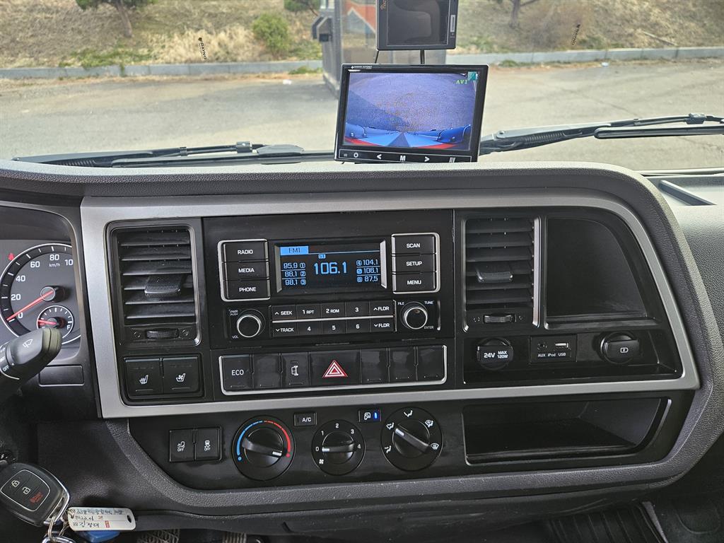 medium and large cargo truck 2024 Blanco - Importación desde Corea - HF Imports Iquique - Foto 16